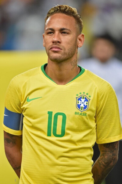 米兰联系拉 米兰联系拉